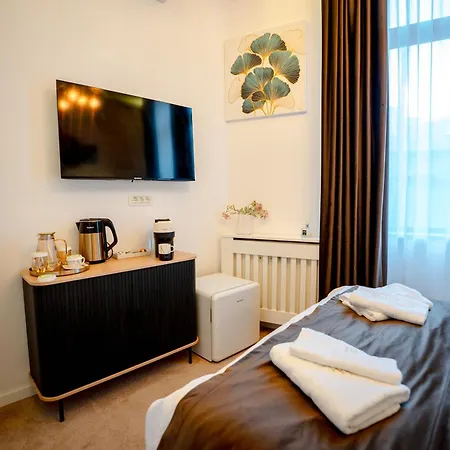 Luna Boutique 4*